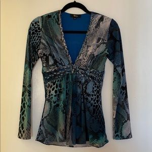 Sky long sleeve print top size small